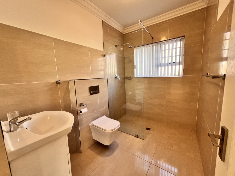 5 Bedroom Property for Sale in Noorsekloof Eastern Cape